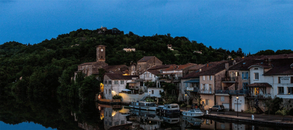 Penne d'Agenais, remarkable village in the heart of the Lot Valley by bike